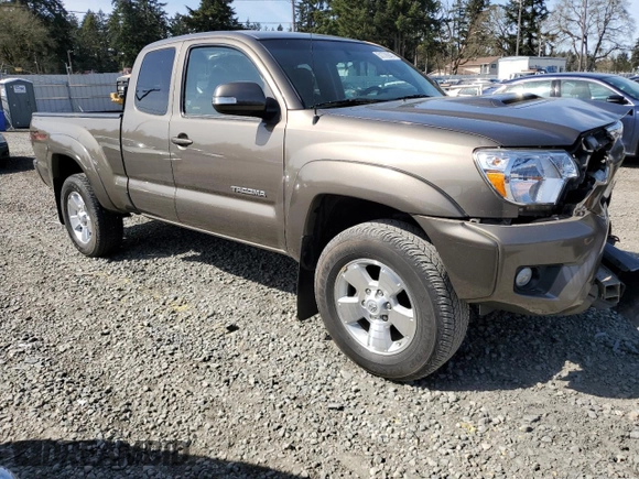 2015 Toyota Tacoma with VIN 5TFUU4EN2FX141931, listed as a Copart auction lot 51776945 with 30,244 mi miles and Salvage title. Bid and sale history available at DreamBid. Image 4.