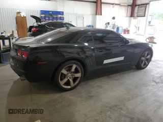 2011 Chevrolet Camaro 2SS z VIN 2G1FK1EJ5B9186275, wystawiony jako Copart lot #53023355 z przebiegiem 200 299 mil mil oraz Szkoda całkowita • Salvage title. Historia ofert i sprzedaży dostępna na DreamBid. Obrazek 3.