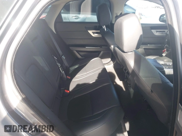 2016 Jaguar XF 35t Premium with VIN SAJBD4BV2GCY20555, listed as a IAAI auction lot 41969132 with 60,430 mi miles and . Bid and sale history available at DreamBid. Image 8.