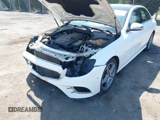 2017 Mercedes-Benz E 300 Luxury с VIN WDDZF4KB3HA058028, выставлен на аукционе IAAI как лот 42604102 с пробегом 70 078 миль миль и . История ставок и продаж доступна на DreamBid. Изображение 6.