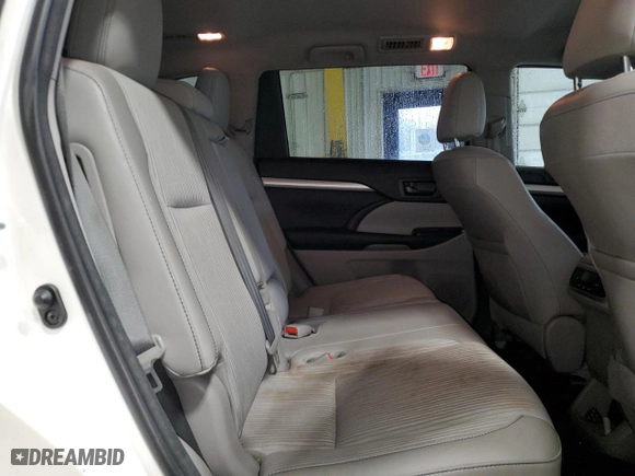 2015 Toyota Highlander LE with VIN 5TDBKRFH8FS198921, listed as a Copart auction lot 50288535 with 95,639 mi miles and Salvage Title. Bid and sale history available at carsss.com. Image 11.