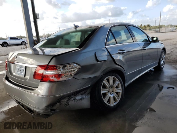 2013 Mercedes-Benz E 350 Luxury with VIN WDDHF5KB1DA737288, listed as a Copart auction lot 80308084 with 67,694 mi miles and Salvage title. Bid and sale history available at DreamBid. Image 3.