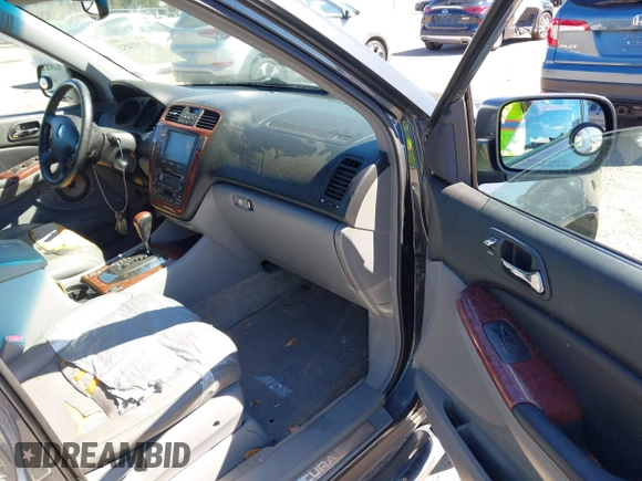 2004 Acura MDX with VIN 2HNYD18234H508252, listed as a IAAI auction lot 41792452 with 336,087 mi miles. Bid and sale history available at carsss.com. Image 5.