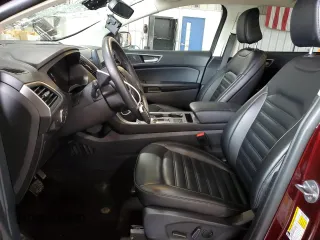 2022 Ford Edge SEL z VIN 2FMPK4J93NBA04381, wystawiony jako Copart lot #55474205 z przebiegiem 22 791 mil mil oraz Szkoda całkowita • Salvage title. Historia ofert i sprzedaży dostępna na DreamBid. Obrazek 7.
