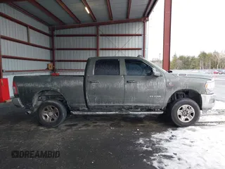 2022 Ram 2500 Tradesman with VIN 3C6UR5CL9NG111988, listed as a IAAI auction lot 41442188 with 66,397 mi miles. Bid and sale history available at carsss.com. Image 13.
