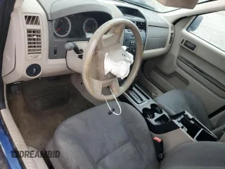 2008 Ford Escape XLS z VIN 1FMCU02Z18KB98824, wystawiony jako Copart lot #61684455 z przebiegiem 172 282 mil mil oraz Szkoda całkowita • Salvage title. Historia ofert i sprzedaży dostępna na DreamBid. Obrazek 8.