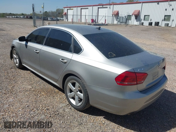2013 Volkswagen Passat SE w/Sunroof with VIN 1VWBH7A35DC118355, listed as a IAAI auction lot 41835236 with 228,358 mi miles. Bid and sale history available at carsss.com. Image 3.