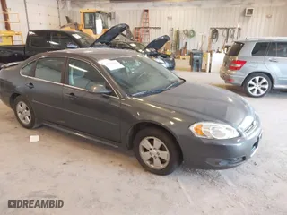 2010 Chevrolet Impala LT with VIN 2G1WB5EN5A1141019, listed as a IAAI auction lot 42024124 with 187,458 mi miles. Bid and sale history available at carsss.com. Image 1.