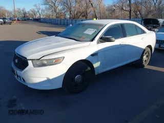 2013 Ford Police Interceptor с VIN 1FAHP2M89DG132381, выставлен на аукционе IAAI как лот 41390079 с пробегом 191 827 миль миль и . История ставок и продаж доступна на DreamBid. Изображение 2.