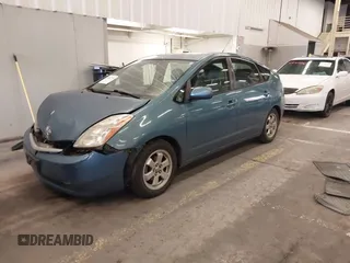 2006 Toyota Prius with VIN JTDKB20U463129691, listed as a IAAI auction lot 40922316 with 301,945 mi miles. Bid and sale history available at carsss.com. Image 2.