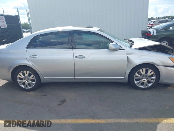 2008 Toyota Avalon XL with VIN 4T1BK36B48U312044, listed as a IAAI auction lot 40394391 with 197,886 mi miles. Bid and sale history available at carsss.com. Image 13.