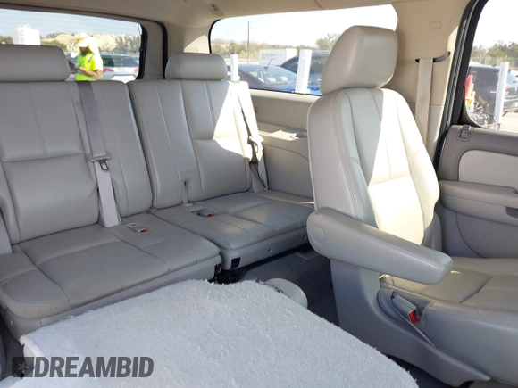 2012 Chevrolet Suburban LT with VIN 1GNSCJE01CR220186, listed as a IAAI auction lot 41476520 with 117,714 mi miles and . Bid and sale history available at DreamBid. Image 8.