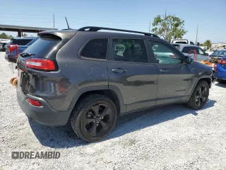 2016 Jeep Cherokee Altitude with VIN 1C4PJLCB8GW113714, listed as a Copart auction lot 52937225 with 22,000 mi miles and Salvage Title. Bid and sale history available at carsss.com. Image 3.