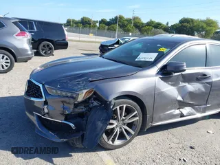 2020 Acura TLX w/Technology Pkg with VIN 19UUB2F45LA003302, listed as a IAAI auction lot 41738499 with 51,835 mi miles. Bid and sale history available at carsss.com. Image 6.