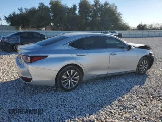 2021 Lexus ES with VIN 58AD11D14MU002358, listed as a Copart auction lot 87913945 with 10,161 mi miles and Salvage Title. Bid and sale history available at carsss.com. Image 3.