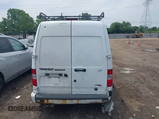 2013 Ford Transit Connect XLT z VIN NM0LS7BN5DT151894, wystawiony jako IAAI lot #42490789 z przebiegiem 151 510 mil mil oraz . Historia ofert i sprzedaży dostępna na DreamBid. Obrazek 16.