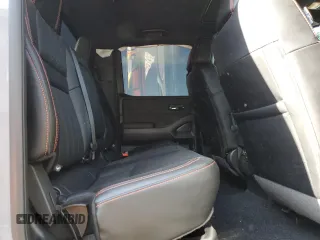 2024 Nissan Frontier SV z VIN 1N6ED1EK0RN647263, wystawiony jako Copart lot #43963675 z przebiegiem 9477 mil mil oraz Szkody całkowita. Historia ofert i sprzedaży dostępna na DreamBid. Obrazek 10.