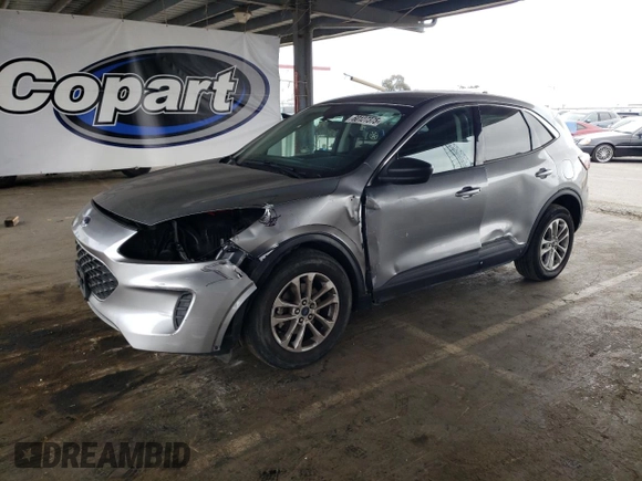 2022 Ford Escape SE with VIN 1FMCU0G63NUA69580, listed as a Copart auction lot 60127375 with 61,556 mi miles and Salvage title. Bid and sale history available at DreamBid. Image 1.