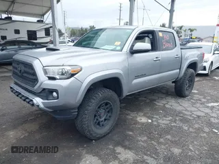 2017 Toyota Tacoma SR5 with VIN 3TMCZ5AN5HM060763, listed as a IAAI auction lot 41783899 with 93,926 mi miles. Bid and sale history available at carsss.com. Image 17.