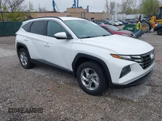 2023 Hyundai Tucson SEL z VIN 5NMJBCAE3PH214971, wystawiony jako IAAI lot #42014930 z przebiegiem 13 025 mil mil oraz . Historia ofert i sprzedaży dostępna na DreamBid. Obrazek 1.