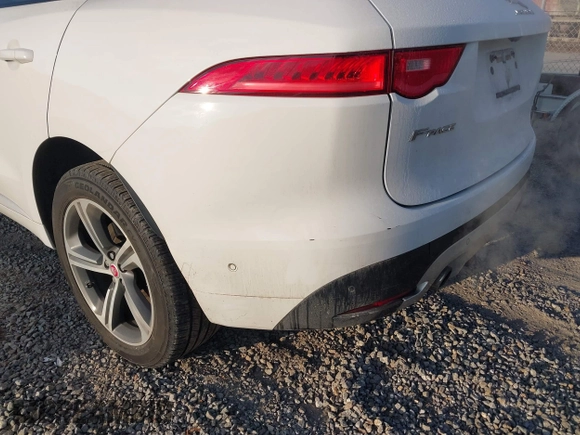 2019 Jaguar F-Pace S with VIN SADCM2FV2KA398507, listed as a IAAI auction lot 41409436 with 93,687 mi miles and . Bid and sale history available at DreamBid. Image 18.