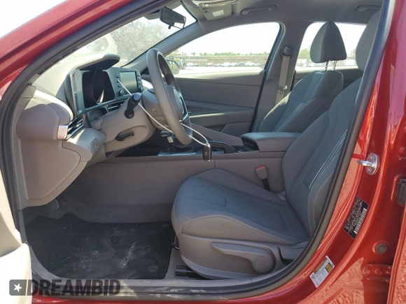 2023 Hyundai Elantra SEL z VIN KMHLM4AG5PU597620, wystawiony jako Copart lot #52069715 z przebiegiem 22 630 mil mil oraz Nie do naprawy • Non repairable. Historia ofert i sprzedaży dostępna na DreamBid. Obrazek 7.