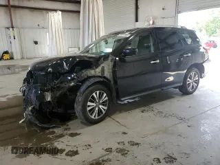 2020 Nissan Pathfinder SL z VIN 5N1DR2CM4LC597508, wystawiony jako Copart lot #61955365 z przebiegiem 132 822 mil mil oraz Szkoda całkowita • Salvage title. Historia ofert i sprzedaży dostępna na DreamBid. Obrazek 1.