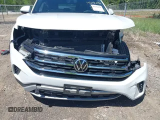 2023 Volkswagen Atlas SE с VIN 1V2KC2CA2PC220778, выставлен на аукционе IAAI как лот 42136136 с пробегом 30 370 миль миль и . История ставок и продаж доступна на DreamBid. Изображение 17.