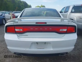 2014 Dodge Charger SXT with VIN 2C3CDXHG4EH337807, listed as a IAAI auction lot 42027319 with 151,988 mi miles. Bid and sale history available at carsss.com. Image 17.
