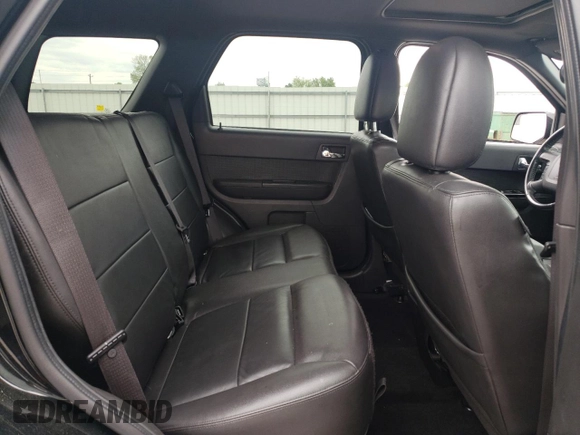 2010 Ford Escape Limited с VIN 1FMCU9EG9AKC45750, выставлен на аукционе Copart как лот 53229405 с пробегом 175 285 миль миль и Списание • Salvage title. История ставок и продаж доступна на DreamBid. Изображение 11.