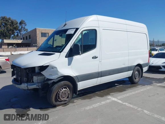 2020 Mercedes-Benz Sprinter Cargo with VIN W1W70BGY8LT026861, listed as a IAAI auction lot 41679015 with 96,367 mi miles and . Bid and sale history available at carsss.com. Image 2.
