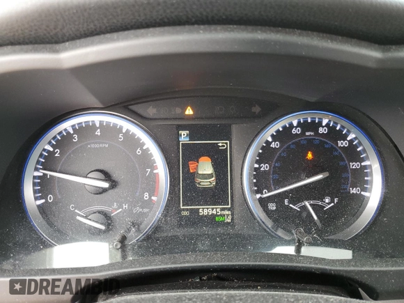 2018 Toyota Highlander SE with VIN 5TDJZRFH2JS497739, listed as a Copart auction lot 47561755 with 58,945 mi miles and Salvage title. Bid and sale history available at DreamBid. Image 9.