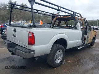 2016 Ford Super Duty F-250 SRW XLT with VIN 1FT7X2B63GED44040, listed as a IAAI auction lot 40386582 with 1 mi miles. Bid and sale history available at carsss.com. Image 4.
