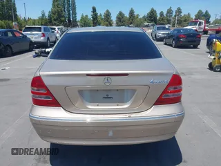 2003 Mercedes-Benz C 240 с VIN WDBRF81J23F422346, выставлен на аукционе IAAI как лот 42598405 с пробегом 115 117 миль миль и . История ставок и продаж доступна на DreamBid. Изображение 16.