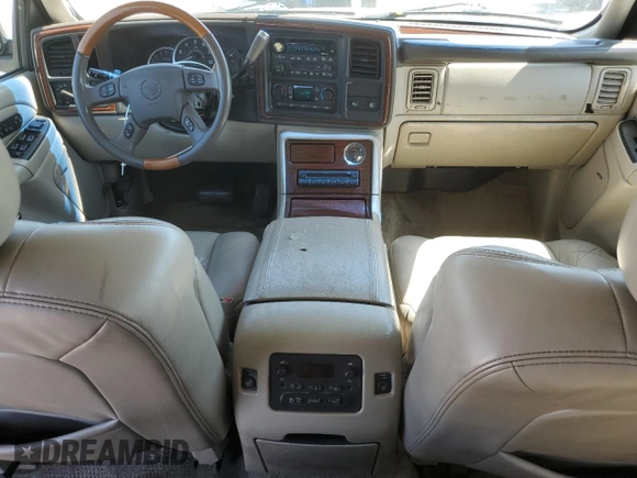 2003 Cadillac Escalade z VIN 1GYEK63NX3R256926, wystawiony jako Copart lot #52764695 z przebiegiem 195 641 mil mil oraz Szkoda całkowita • Salvage title. Historia ofert i sprzedaży dostępna na DreamBid. Obrazek 8.
