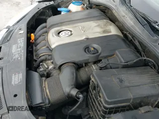 2006 Volkswagen Jetta 2.5L with VIN 3VWRG71K66M670828, listed as a IAAI auction lot 40401533 with 253,586 mi miles and . Bid and sale history available at DreamBid. Image 14.