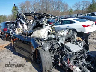 2019 Porsche Cayenne Turbo z VIN WP1AF2AY4KDA80965, wystawiony jako IAAI lot #41584849 z przebiegiem Nie podano mil oraz . Historia ofert i sprzedaży dostępna na DreamBid. Obrazek 1.