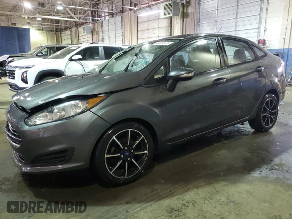 2015 Ford Fiesta SE with VIN 3FADP4BJ7FM135739, listed as a Copart auction lot 49819575 with 124,883 mi miles and Clean Title. Bid and sale history available at carsss.com. Image 1.