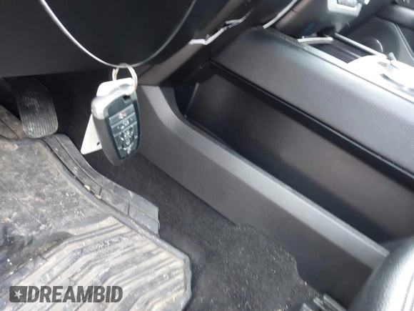 2019 Ford Expedition Limited with VIN 1FMJU2AT6KEA81214, listed as a IAAI auction lot 41721692 with 96,087 mi miles. Bid and sale history available at carsss.com. Image 11.
