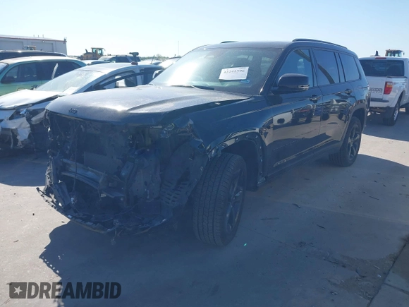 2024 Jeep Grand Cherokee Limited with VIN 1C4RJKBG4R8540492, listed as a IAAI auction lot 42241596 with 33,899 mi miles and . Bid and sale history available at DreamBid. Image 19.