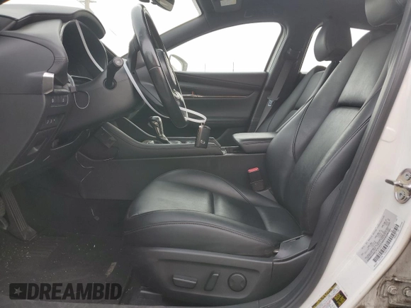 2019 Mazda Mazda3 Hatchback w/Preferred Pkg with VIN JM1BPBMM9K1141675, listed as a Copart auction lot 83871444 with 86,861 mi miles and Salvage Title. Bid and sale history available at carsss.com. Image 7.
