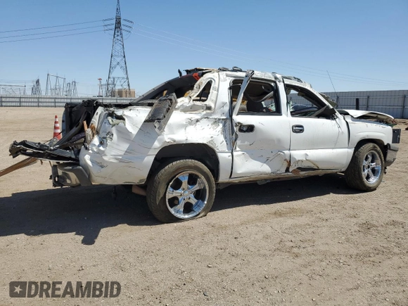 2005 Chevrolet Avalanche LS с VIN 3GNEC12Z55G156950, выставлен на аукционе Copart как лот 57669855 с пробегом Не указан миль и Списание • Salvage title. История ставок и продаж доступна на DreamBid. Изображение 3.