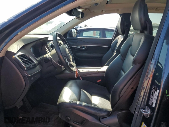 2020 Volvo XC90 Momentum with VIN YV4102CK0L1606696, listed as a Copart auction lot 62418285 with 51,916 mi miles and Salvage title. Bid and sale history available at DreamBid. Image 7.