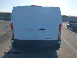 2023 Ford Transit Cargo с VIN 1FTBR1Y81PKB73281, выставлен на аукционе IAAI как лот 42132013 с пробегом 3 844 миль миль и . История ставок и продаж доступна на DreamBid. Изображение 16.