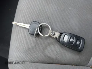 2013 Hyundai Elantra GLS с VIN KMHDH4AE6DU945363, выставлен на аукционе IAAI как лот 42333573 с пробегом 123 417 миль миль и . История ставок и продаж доступна на DreamBid. Изображение 11.