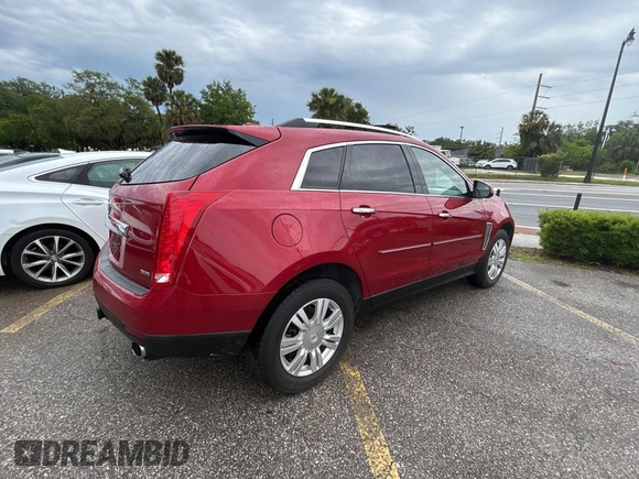 2015 Cadillac SRX Luxury Collection z VIN 3GYFNBE37FS569840, wystawiony jako Copart lot #56965835 z przebiegiem 183 817 mil mil oraz Tytuł czysty. Historia ofert i sprzedaży dostępna na DreamBid. Obrazek 4.
