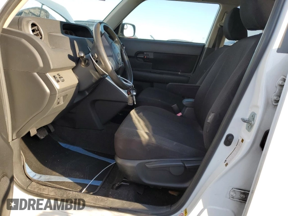 2008 Scion xB with VIN JTLKE50E581035145, listed as a Copart auction lot 49523795 with 192,726 mi miles and Salvage Title. Bid and sale history available at carsss.com. Image 7.