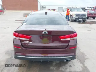 2020 Kia Optima LX z VIN 5XXGT4L37LG402118, wystawiony jako IAAI lot #42137289 z przebiegiem 47 646 mil mil oraz . Historia ofert i sprzedaży dostępna na DreamBid. Obrazek 16.