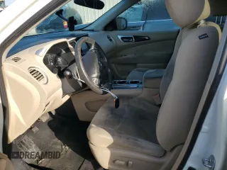 2016 Nissan Pathfinder S with VIN 5N1AR2MN0GC631752, listed as a Copart auction lot 61573295 with 116,797 mi miles and Salvage title. Bid and sale history available at DreamBid. Image 7.