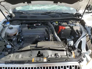 2024 Lincoln Corsair Premiere z VIN 5LMCJ1CA7RUL13260, wystawiony jako Copart lot #54877385 z przebiegiem 7 625 mil mil oraz Nie do naprawy • Non repairable. Historia ofert i sprzedaży dostępna na DreamBid. Obrazek 12.